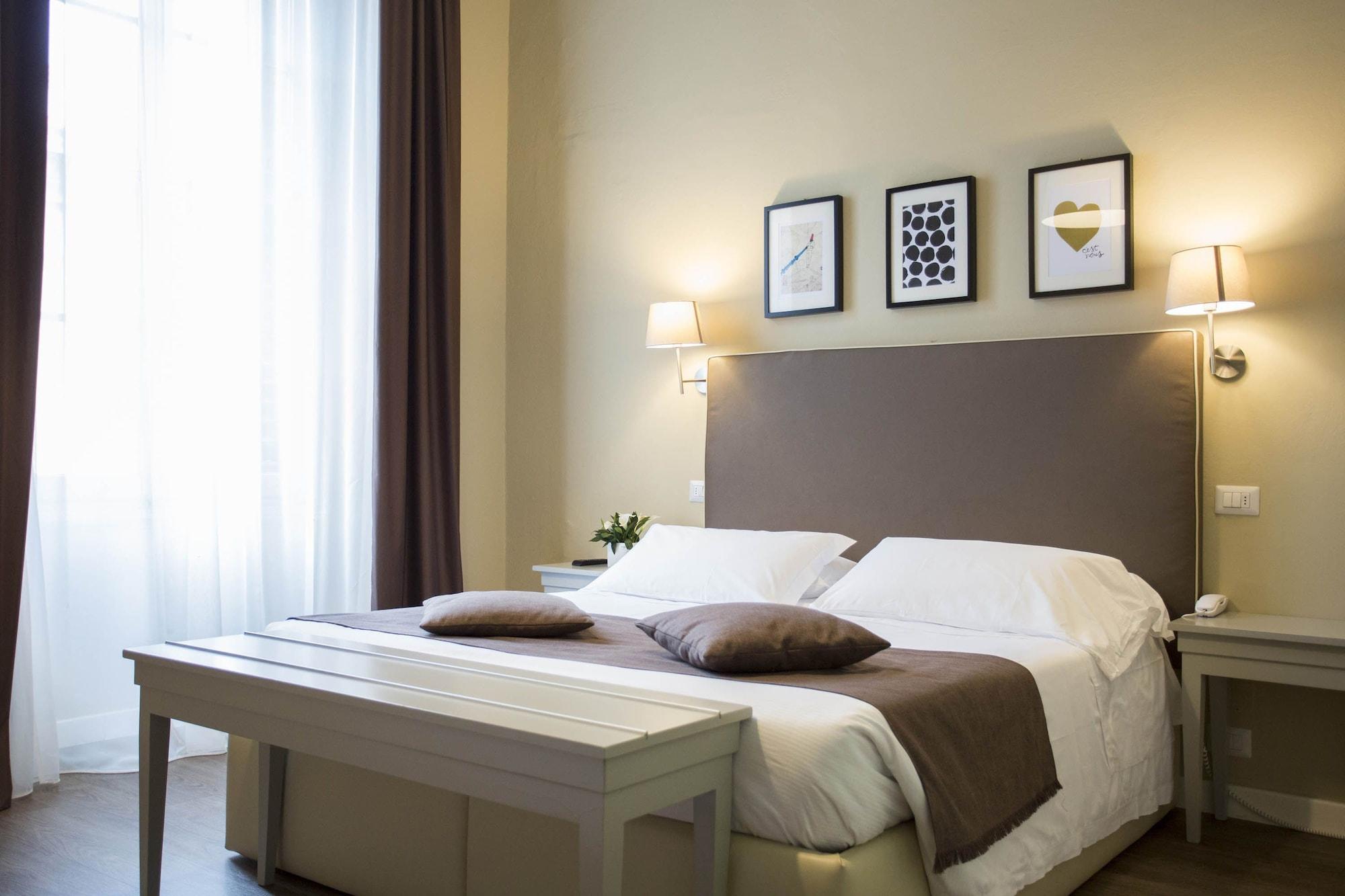 Dedo Boutique 3* Florenz